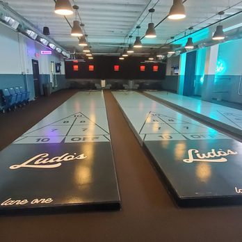 Ludo's Shuffleboard bar - a bowling alley - Bars Near Me - Kansas City, Missouri