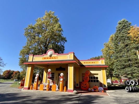 Gilmore Car Museum by null