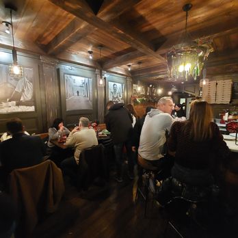 S Egidio - Inside - Pizza Near Me - Ridgewood, New Jersey