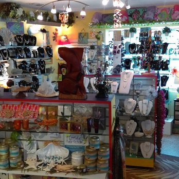 Bahama Mama's - Women's Clothing Near Me - Flagler Beach, Florida