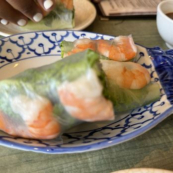 Saigon Pai - Fresh spring rolls with shrimp - Thai Near Me - Toronto, Ontario