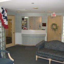 Sweeney L Patrick, DDS - Lakeshore Periodontics & Dental Implants - Waiting Area