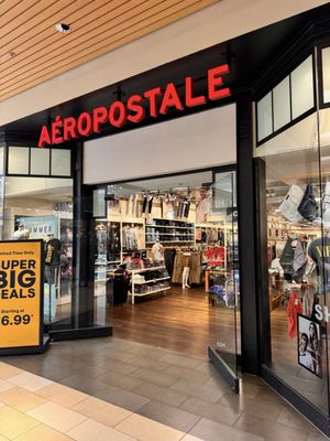 Christiana Mall by null