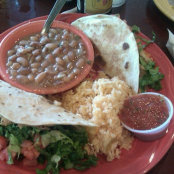 Julio's Café - Chicken Taco Plate - Mexican Near Me - Austin, Texas Julio's Café - Chicken Taco Plate - Mexican Near Me - Austin, Texas