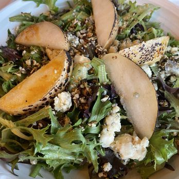 Monarch Ocean Pub - Pear salad - Gastropubs Near Me - Del Mar, California
