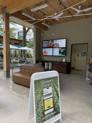 sweetgreen - Healthy Salads, Bowls and Plates by null