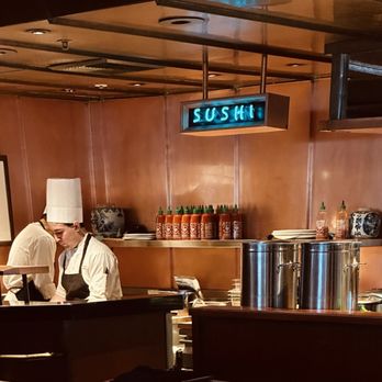 Houston's Restaurant - Underrated gem Sushi at this steakhouse - Steakhouses Near Me - Pasadena, California