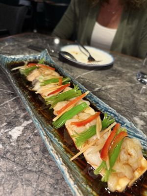 Aves Thai & Asian Fusion restaurant by null