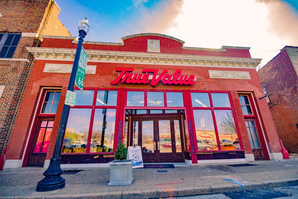 SCHEIDT TRUE VALUE HARDWARE Updated September 2024 7320 Manchester Rd, Maplewood, Missouri