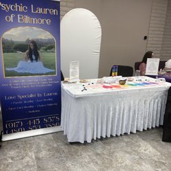 Psychic Lauren