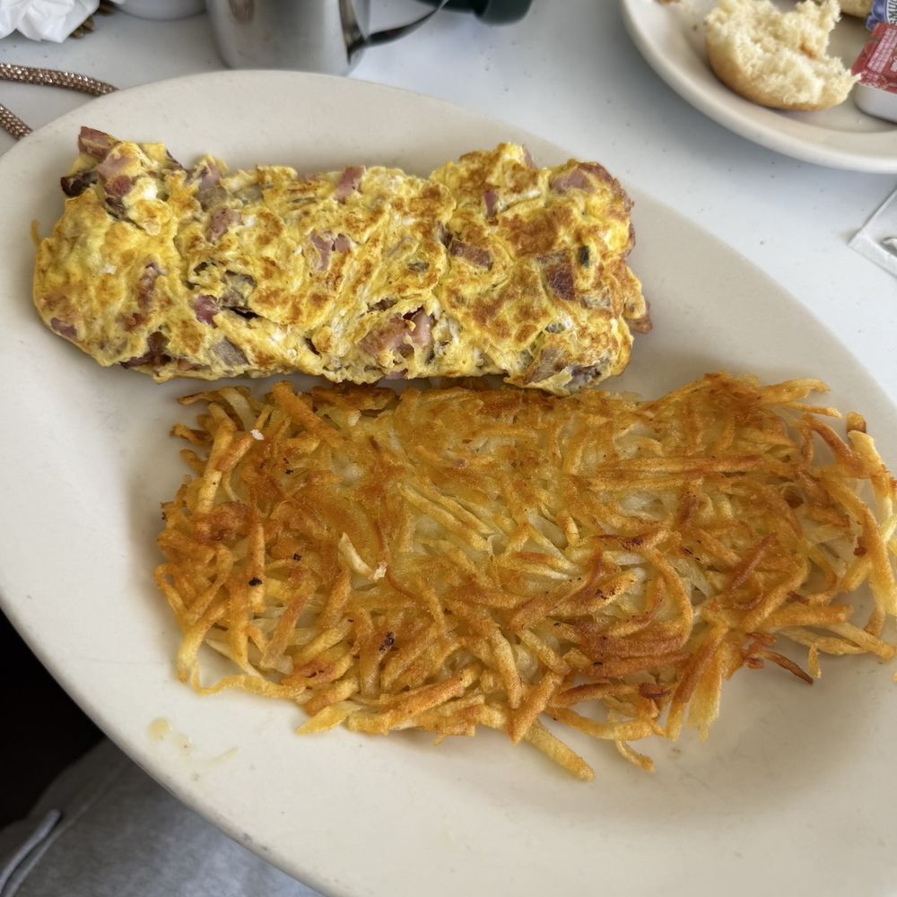 Eddie's Cafe - Meat lovers omelette and hasbrowns - Breakfast & Brunch Near Me - San Francisco, California