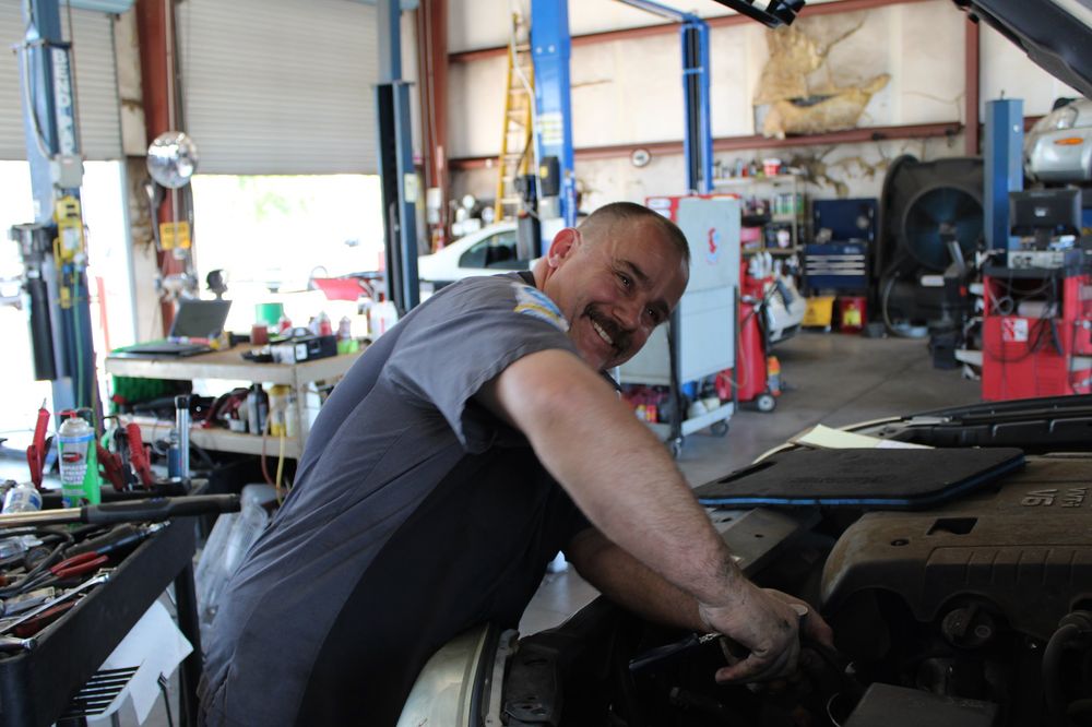 SPENCER AUTOMOTIVE Updated May 2024 52 Photos & 127 Reviews 2540