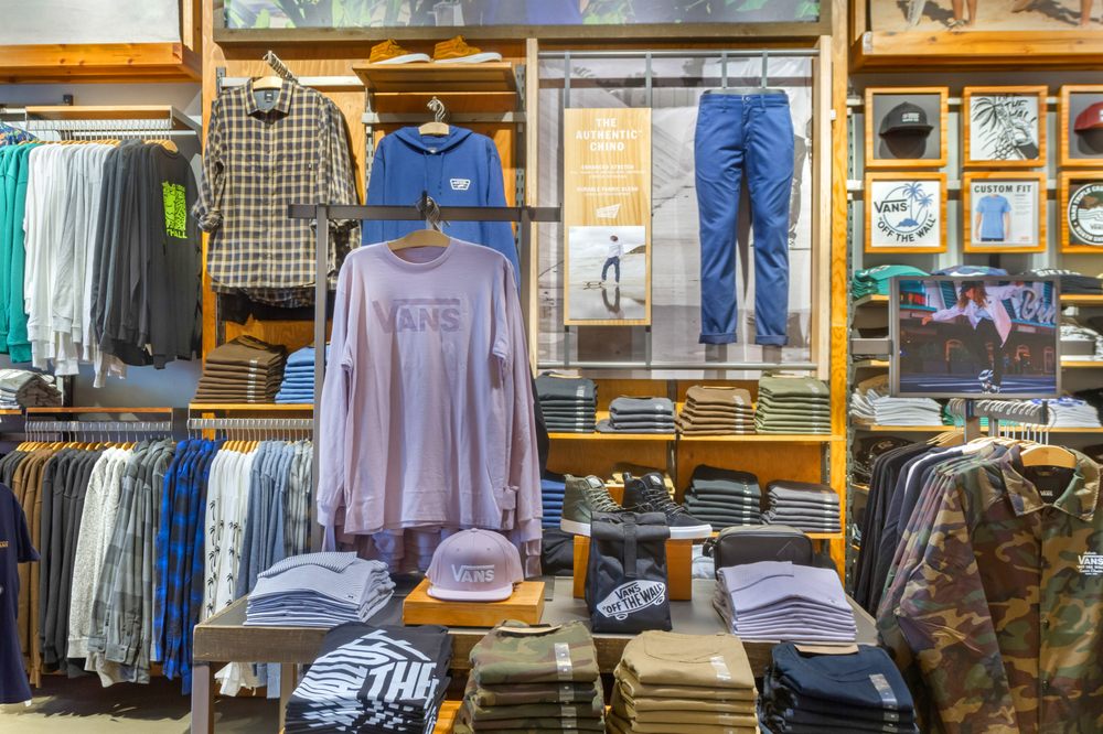 vans store ala moana