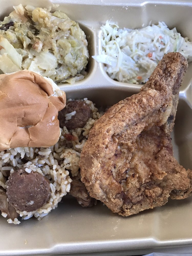 Theriot's Lunches & Catering Logo