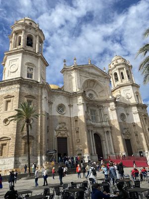 Church Santa Cruz (Old Cadiz Cathedral) by null