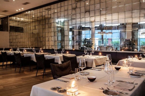 GUSTAV Restaurant & Bar by null