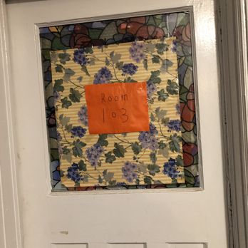Locarno Hostel - Room signs - Hostels Near Me - Toronto, Ontario