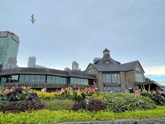 Table Rock Welcome Centre by null