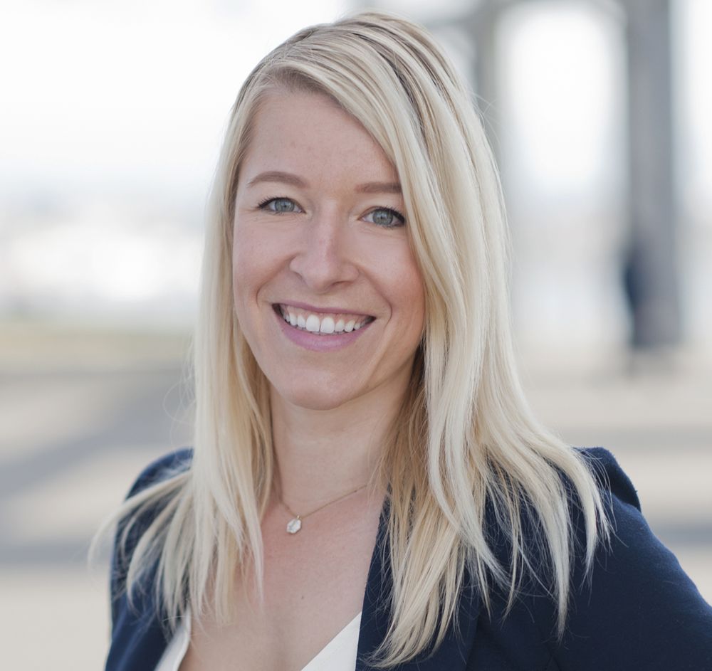 LENA SETZERMANN WINKLER REAL ESTATE GROUP 1215 Solano Ave, Albany