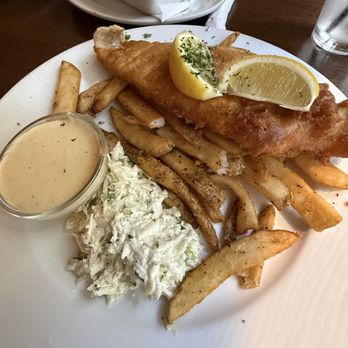 Elephant & Castle - Fish and Chips - Pubs Near Me - Chicago, Illinois