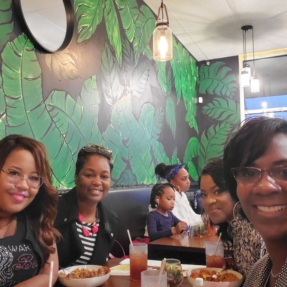 Desmond's Island Soul Grill - All smiles and full Bellys. Wigs 4 Purpose Owner and volunteers. - Caribbean Near Me - Virginia Beach, Virginia