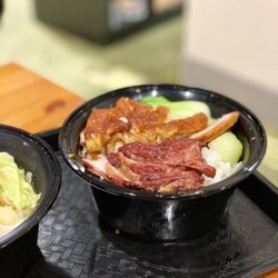 Lucky Barbecue & Noodle House - BBQ and Crispy pork with Rice