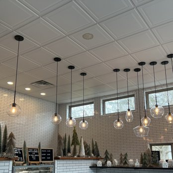 Winnie’s - Coffee & Tea Near Me - Bridgeport, West Virginia