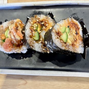 Sushi REV - Rose Roll - Sushi Bars Near Me - Irvine, California Sushi REV - Rose Roll - Sushi Bars Near Me - Irvine, California