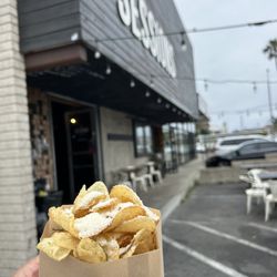 Sessions West Coast Deli - Came to get a post surf coffee and just for checking in they gave me some free spuds! Love the Sessions posse and mission.