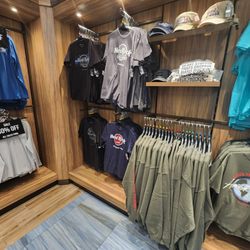 Hard Rock-Rock Shop