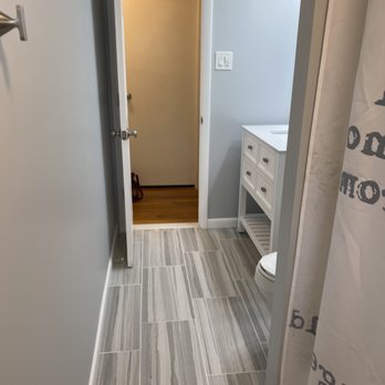 RE Home  Renovations - General Contractors Near Me