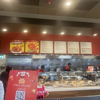 Panda Express - Waiting in line. Busy is a good sign! - Fast Food Near Me - Reno, Nevada