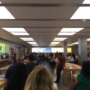 Apple - Since when does apple have a line for check in... Bad management? - Computers Near Me - Northridge, California Apple - Since when does apple have a line for check in... Bad management? - Computers Near Me - Northridge, California