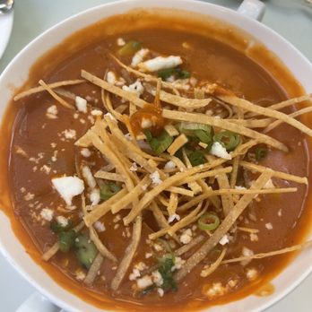 Polo Lounge - Tortilla soup - New American Near Me - Beverly Hills, California Polo Lounge - Tortilla soup - New American Near Me - Beverly Hills, California