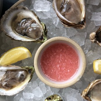 Madre - Oysters - New American Near Me - Brooklyn, New York