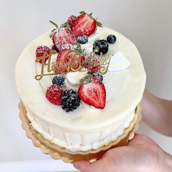 Bakery 101 - tres leches cake - Bakeries Near Me - Santa Ana, California