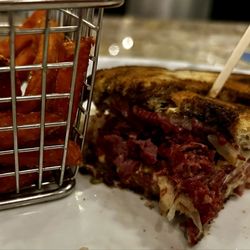 River Strand - Rustic Reuben sandwich with sweet potato fries