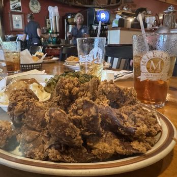 McLean's Ole Time Cafe - Chicken livers with mashed potatoes gravy and collards - Breakfast & Brunch Near Me - Zebulon, North Carolina