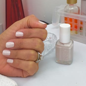 DAKE Beauty Salon - #readyforweekend#urbanjungle#essienailpolish - Nail Salons Near Me - Coral Gables, Florida