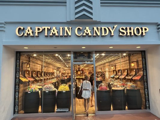 Captain Candy by null