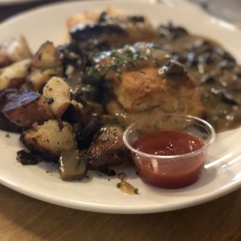 Lady Jaye - Biscuits and Gravy - American Near Me - Seattle, Washington Lady Jaye - Biscuits and Gravy - American Near Me - Seattle, Washington