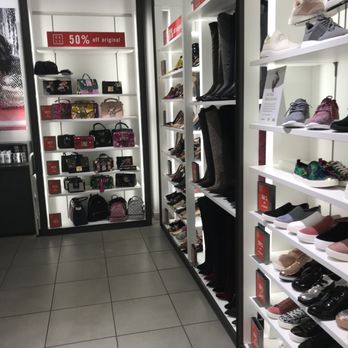 ALDO - Shoe Stores Near Me - Bellevue, Washington