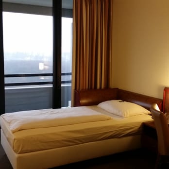 Lindner Congress Hotel - Room with view of river - Hotels Near Me - Dusseldorf, NW