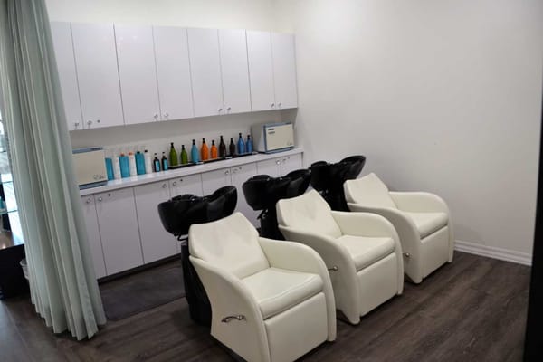 Primp and Blow - Wichita Falls