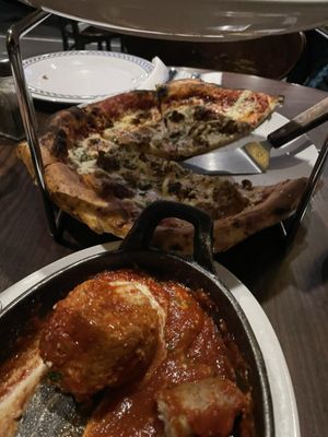 Rocco’s Wood Fired Pizza by null