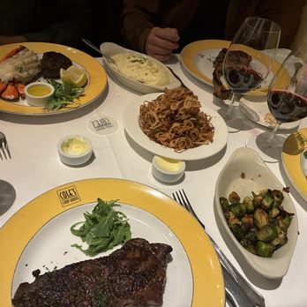 Cole's Chop House - Wagyu steak, Pork Chops, Surf & Turf - Steakhouses Near Me - Napa, California