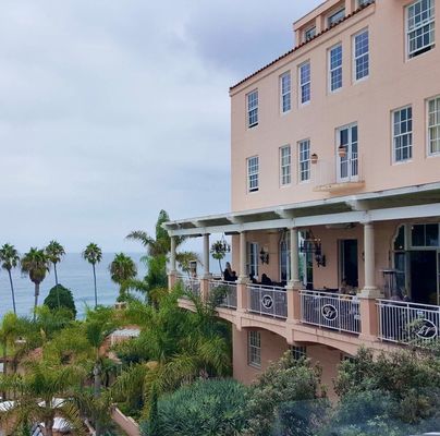 La Valencia Hotel by null