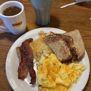 Denny's - All-American Slam - Diners Near Me - Honolulu, Hawaii