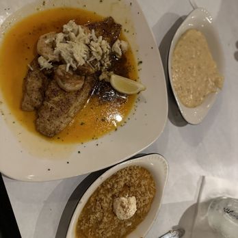 Half Shell Oyster House - Redfish Orleans with cheese grits and sweet potatoes - Very good - Seafood Near Me - Biloxi, Mississippi