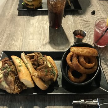 Lookout Tavern - Cocktail Bars Near Me - Phoenix, Arizona